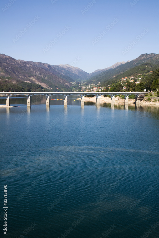 Obraz premium Bridge of Geres national park, north of Portugal