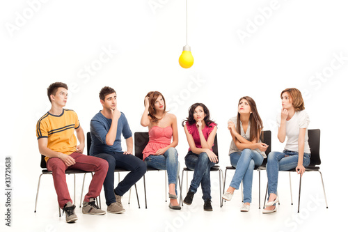 Εκτύπωση καμβά light bulb pondering