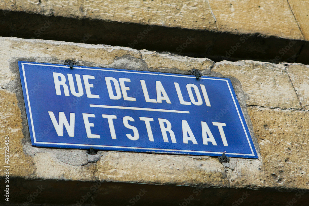 Rue de la Loi - Wetstraat: bilingual streetsign in Brussels Rue de la Loi - Wetstraat: bilingual streetsign in Brussels