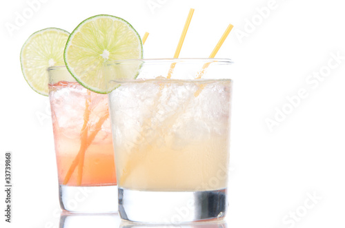 Alcohol long island Iced tea cocktails with lime in short cockta