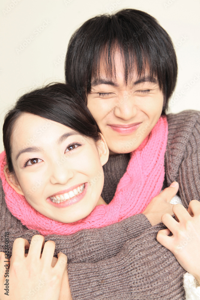 抱き付く 抱き着く – 抱き付ける 言い換え – QDWJAE