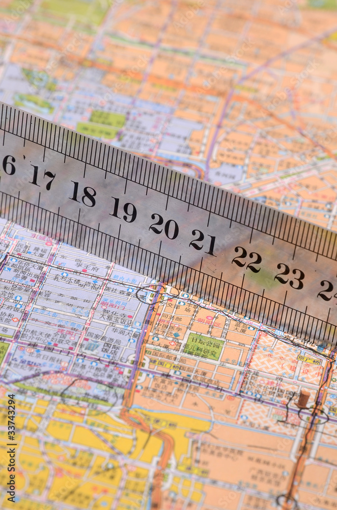 Obraz premium Map and ruler