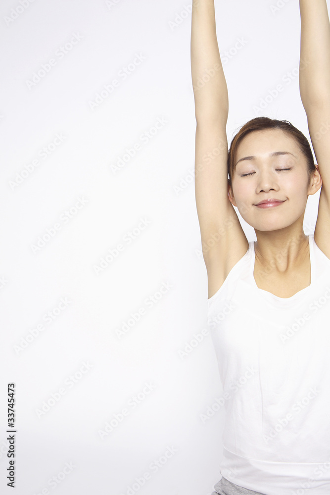 体操をする女性 体操をする女性