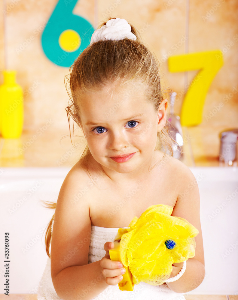 Kid washing in bath. Kid washing in bath.