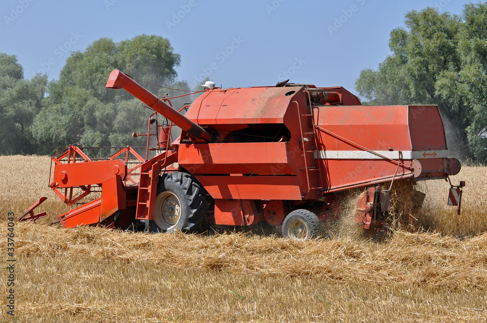 mähdrescher bei ernte mähdrescher bei ernte