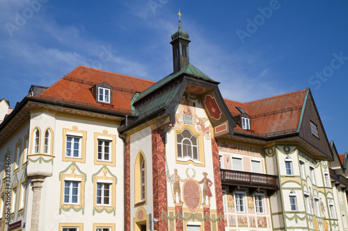 Historische Häuserfassade in Bad Tölz, Oberbayern