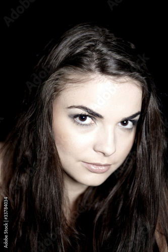 Wallpaper Mural schwarzhaariges junges weibliches model Torontodigital.ca