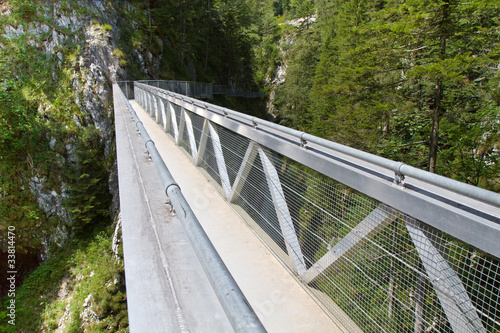 Brücke in der Leutaschklamm bei Mittenwald, Bayern