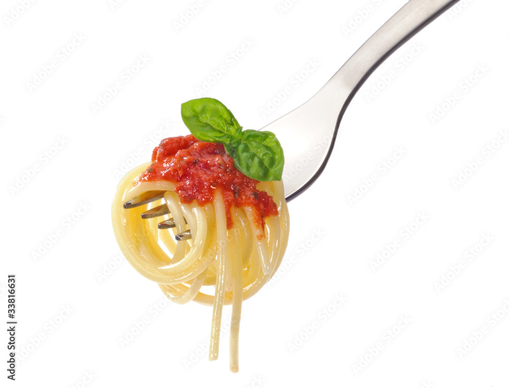 Spaghetti con sugo di pomodoro su forchetta Stock Photo | Adobe Stock