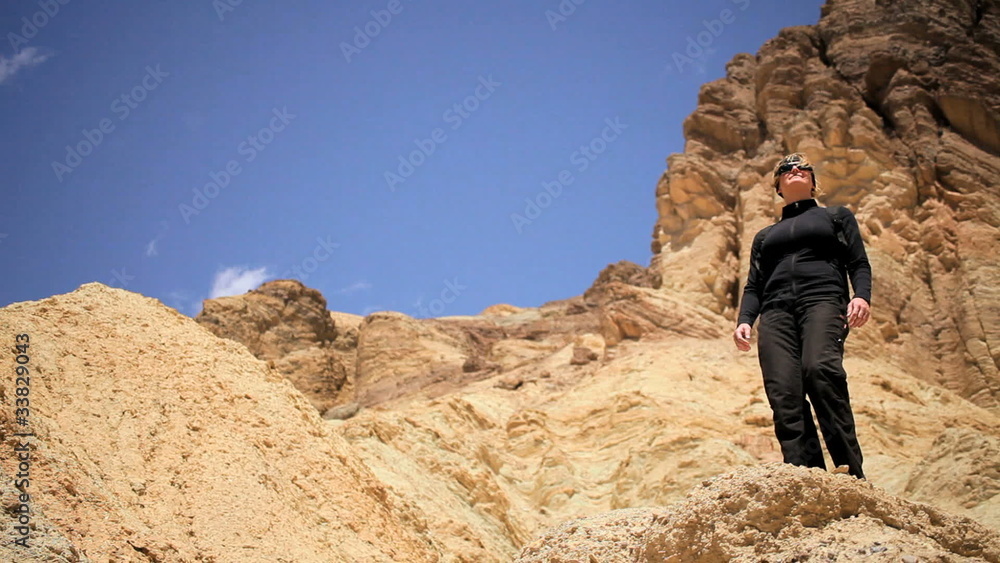Female Trekking Achievement in Desert Canyons Female Trekking Achievement in Desert Canyons