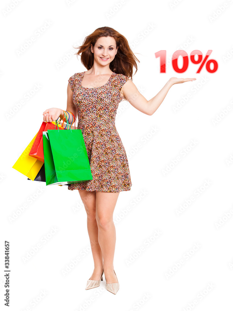 junge Frau zeigt 10% Angebot junge Frau zeigt 10% Angebot