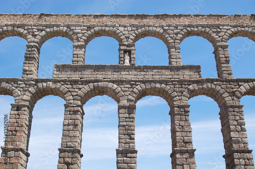 Canvas Print Fragment of the Roman aqueduct in Segovia