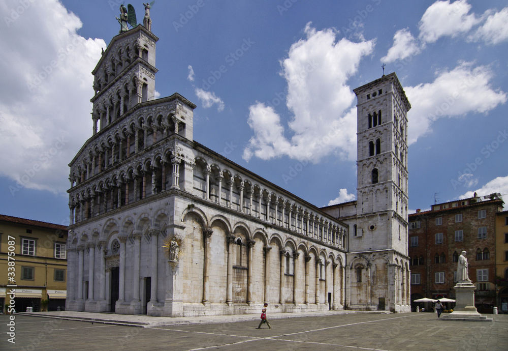 Toskana-Lucca - Piazzale de San Michele