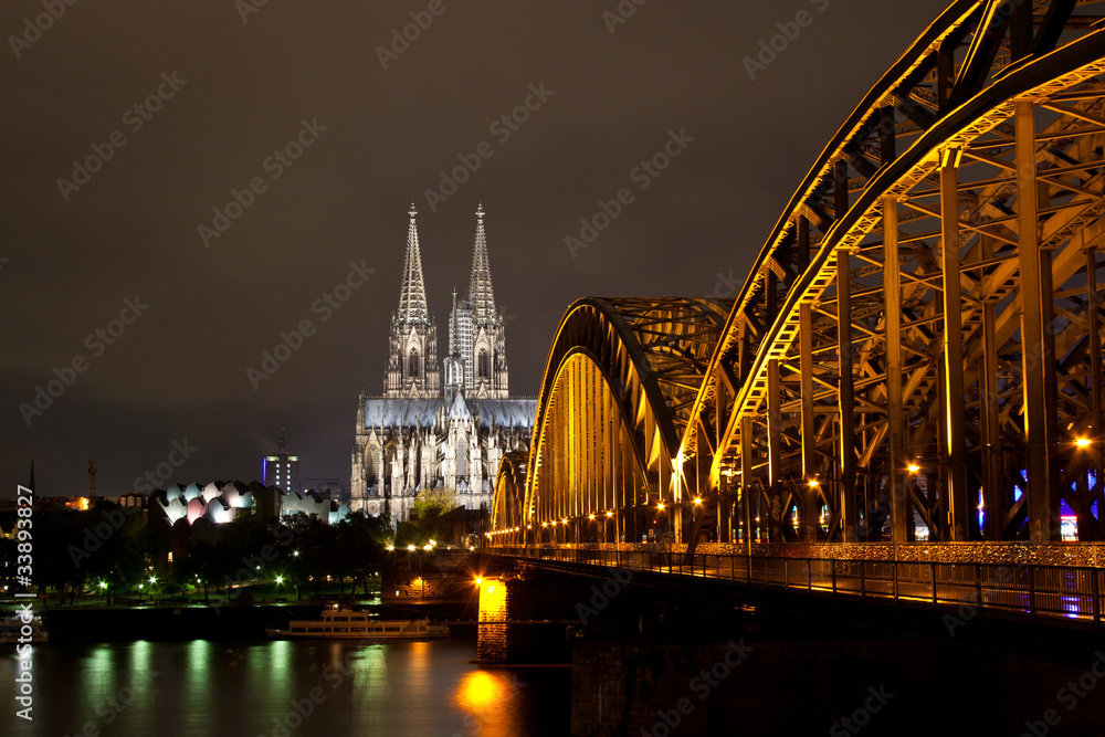 Fototapeta premium Nightshot Cologne Cathedral