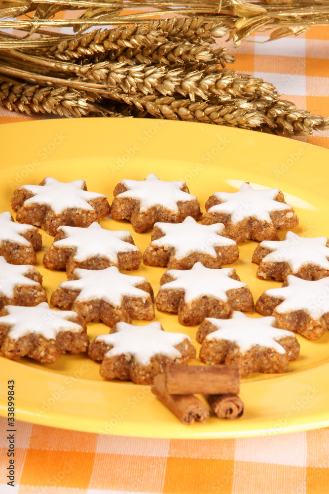 Cinnamon star cookies, Zimtsterne