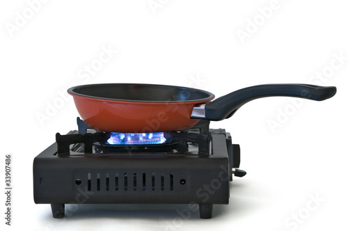 Bratpanne auf dem Campingkocher