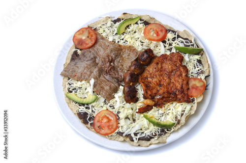 Tlayuda with meat