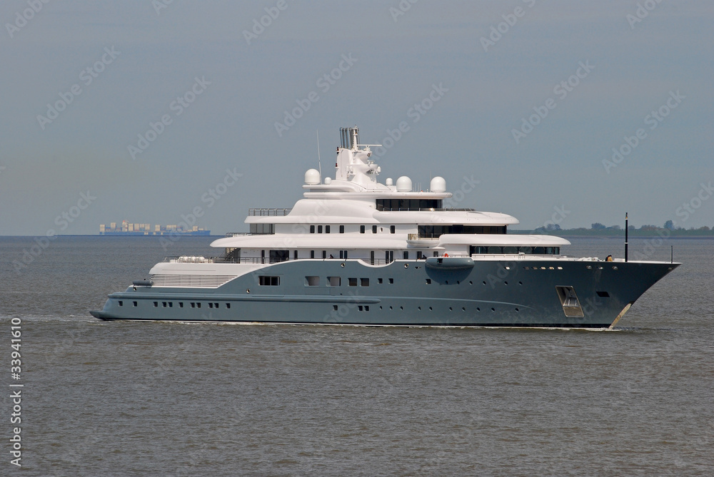 Luxury Yacht/Superyacht in Wilhelmshaven