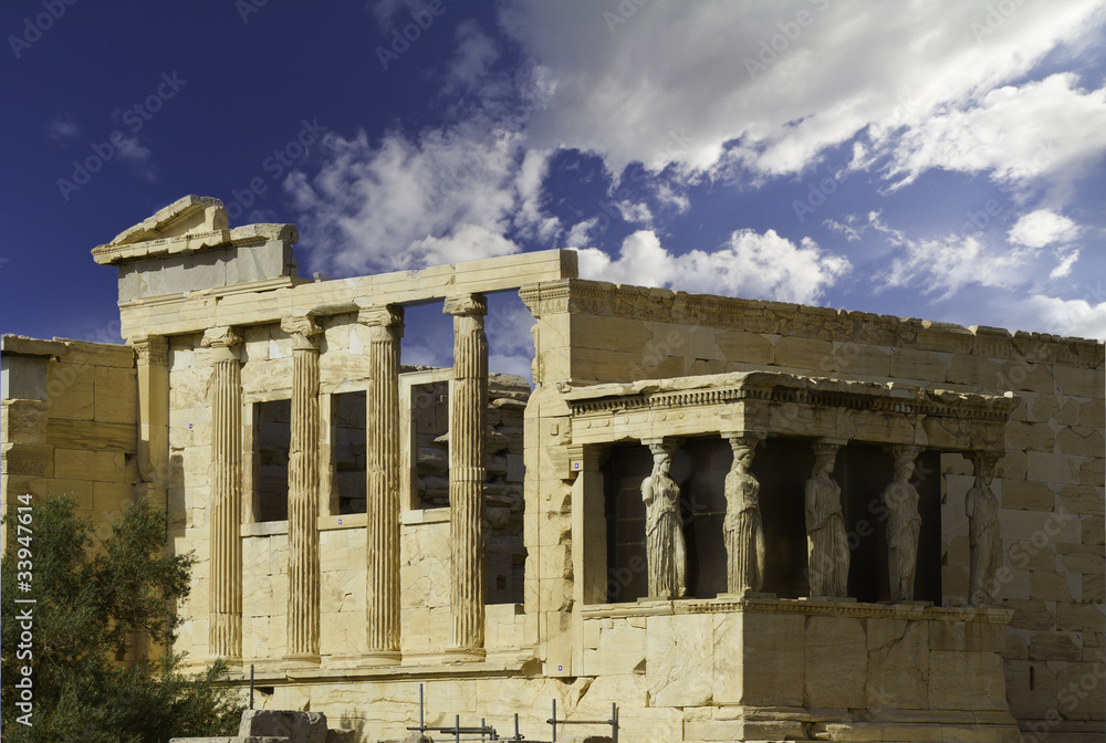 Fototapeta premium Caryatids in Erechtheum, Acropolis,Athens,Greece