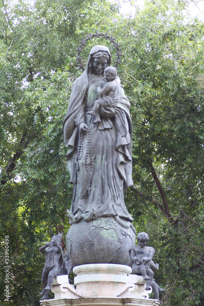 Monumento Virgen Maria
