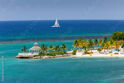 Obraz na plátně Caribbean Inlet to Ocho Rios, Jamaica