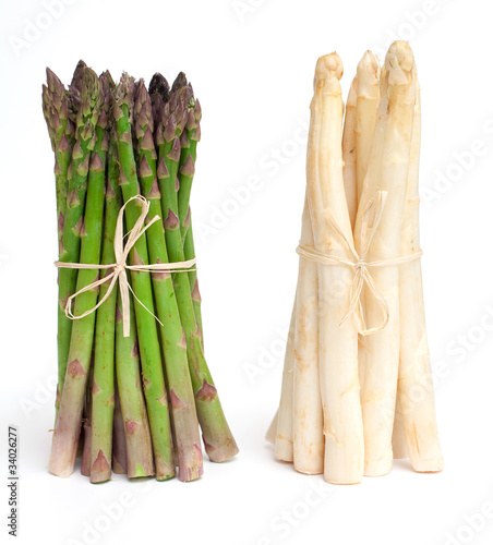 tied white and green asparagus