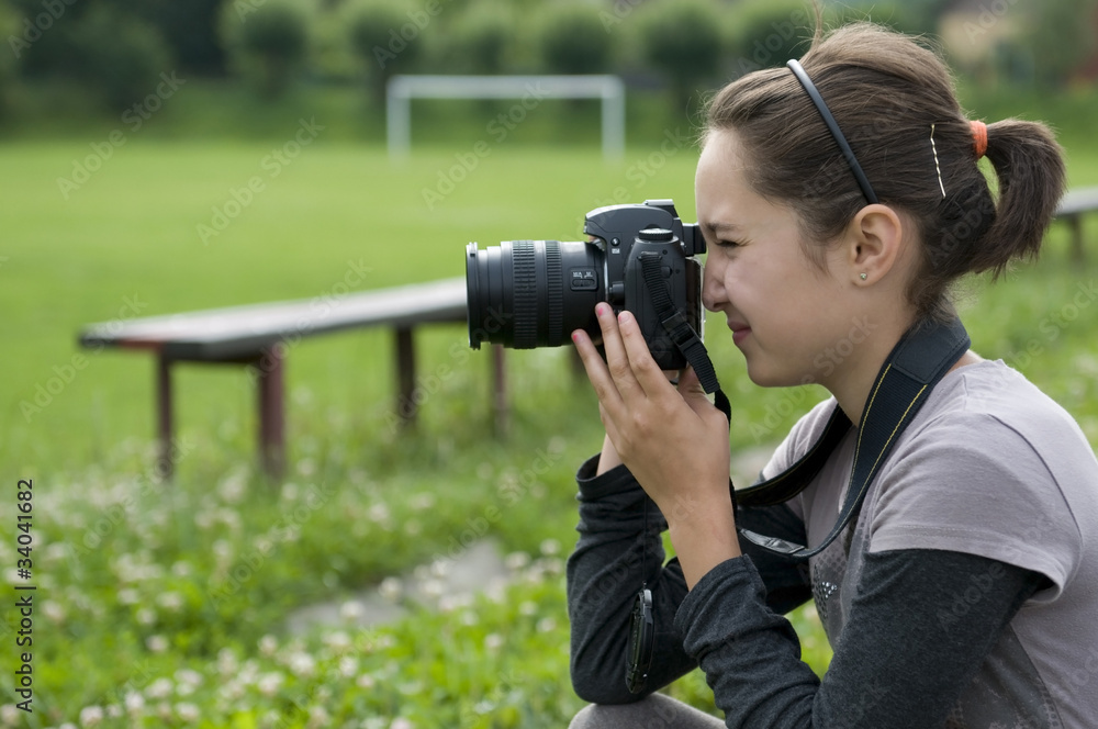 brunette girl photographer brunette girl photographer