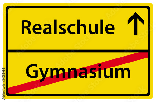 Wechsel von Gymnasium zu Realschule Schild Ortstafel