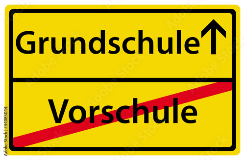 Grundschule nach der Vorschule Ortsausgangsschild Einschulung