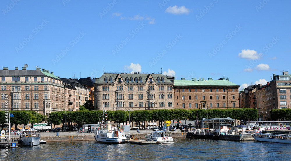 bateaux devant Strandvagen à Stockholm