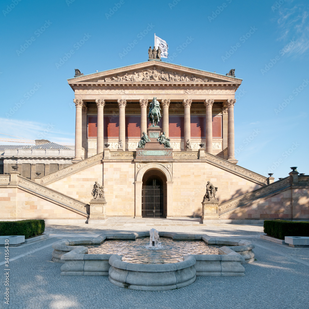 Fototapeta premium Alte Nationalgalerie Museumsinsel Berlin