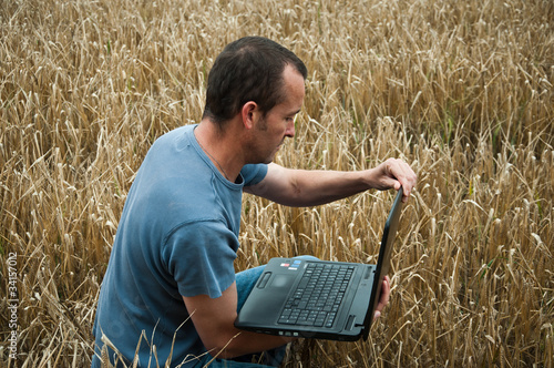 agriculteur moderne photo