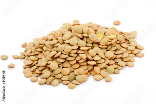 Brown lentils scattered