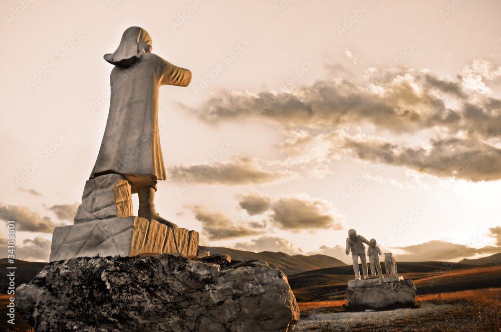 Il Monumento Della Tragedia Di Fonte Vetica A Campo Imperatore Stock Photo Adobe Stock Il Monumento Della Tragedia Di Fonte Vetica A Campo Imperatore Stock Photo Adobe Stock