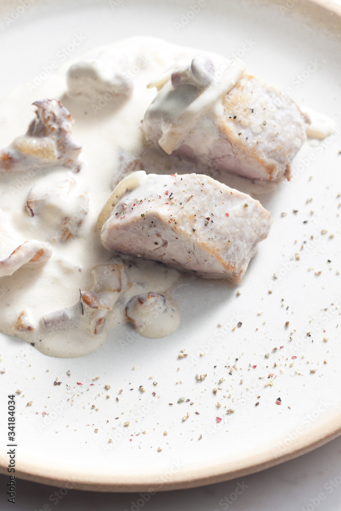 pork tenderloin with mushrooms and creamy sauce pork tenderloin with mushrooms and creamy sauce
