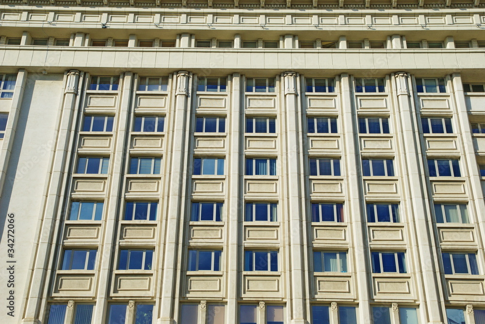 Fototapeta premium finestre di uffici a Bucarest