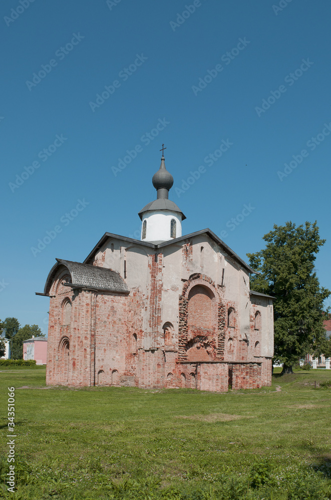 Церковь Параскевы-Пятницы на Торгу. Великий Новгород
