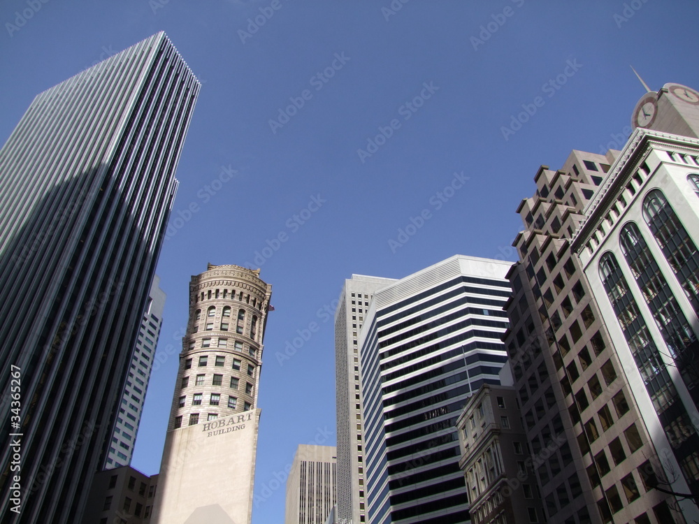 Fototapeta premium Ensemble alter und neuer Hochhäuser in San Francisco