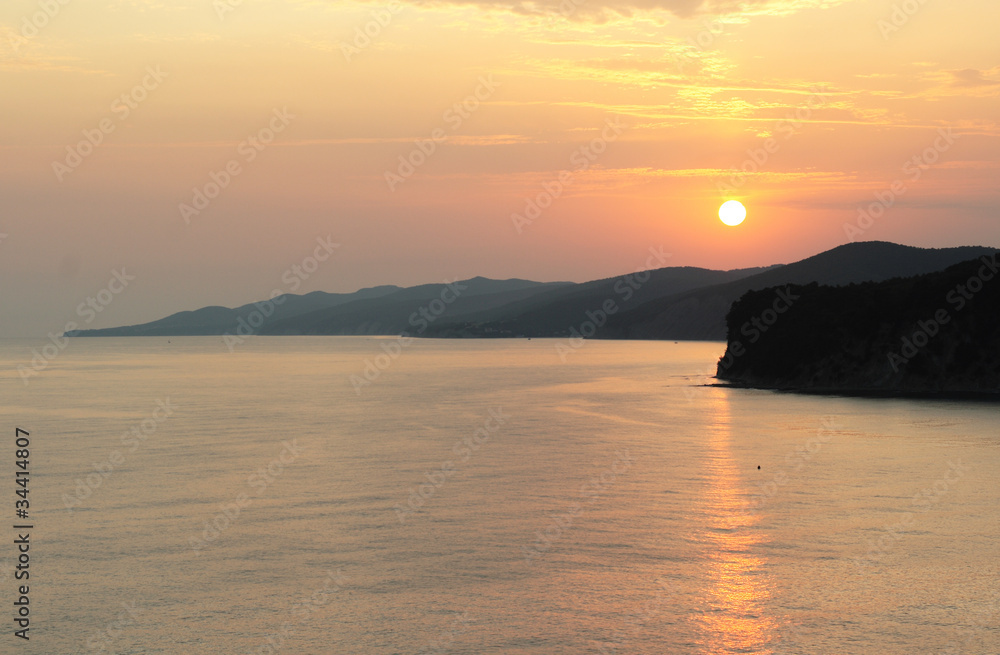 Fototapeta premium Sunset in the Bay Inal010