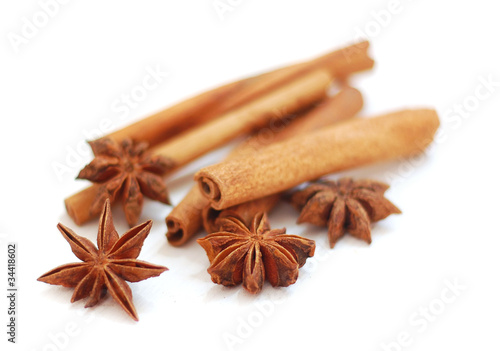 Cinnamon sticks and anise seeds