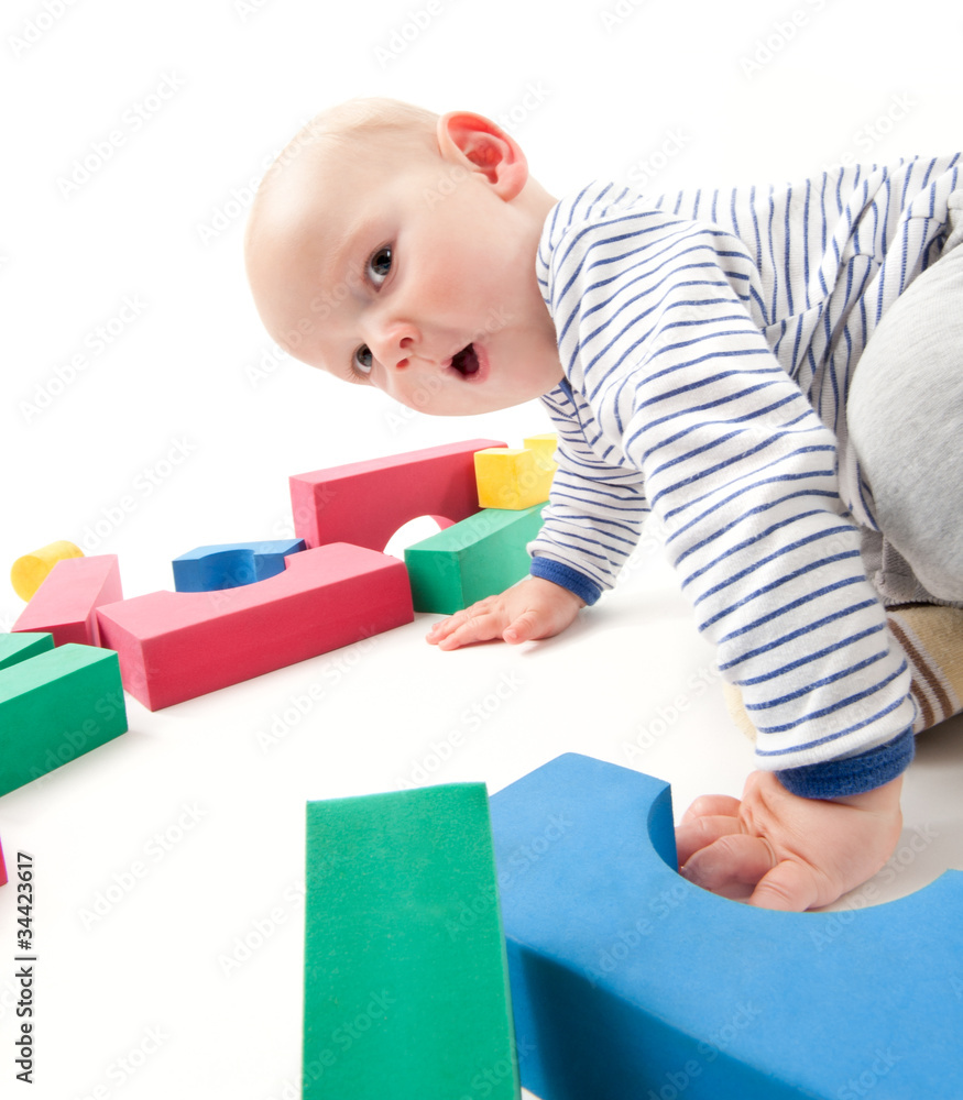 Baby mit Bauklötzen Baby mit Bauklötzen