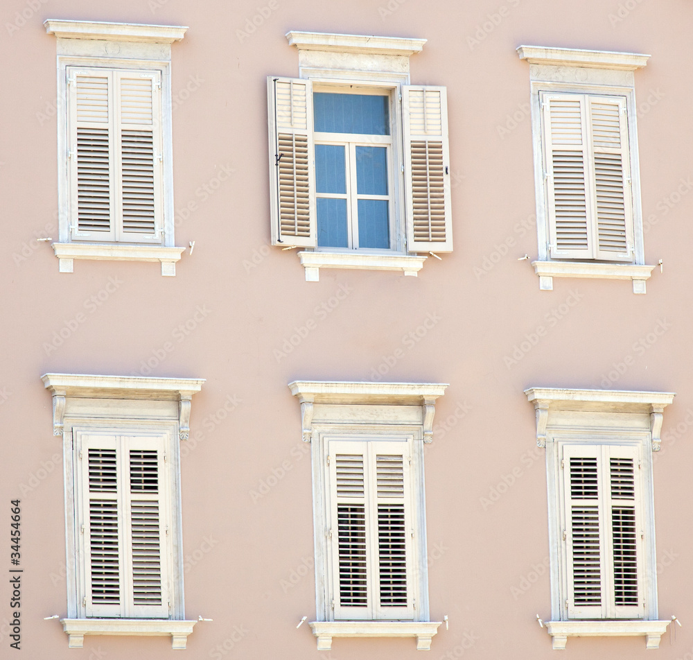 classic italian windows