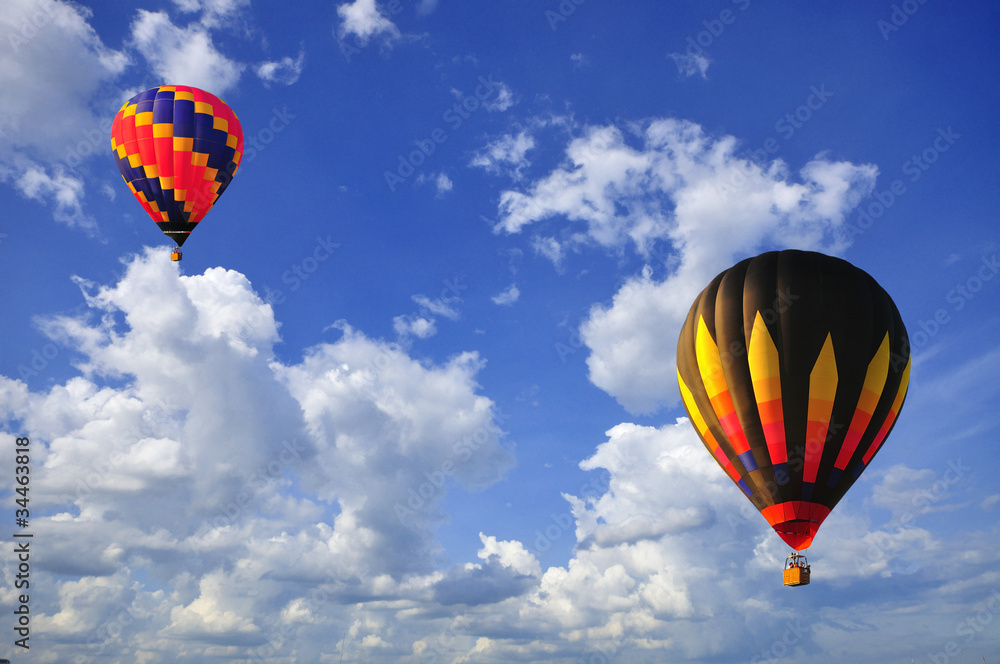 Fototapeta premium hot air Balloon with blue sky