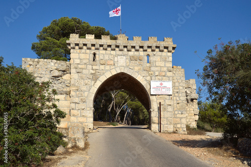 Fotografija Mount Tabor gates all winds