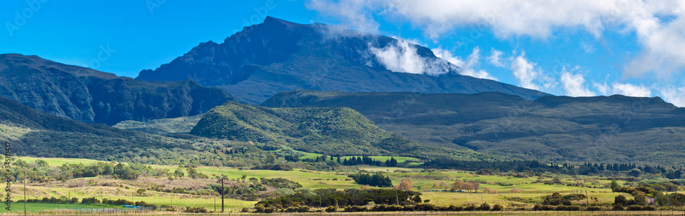 Obraz premium Piton des Neiges, île de la Réunion