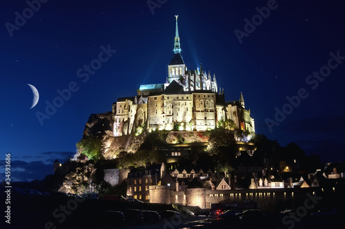 Mont Saint Michel de nuit #34593686