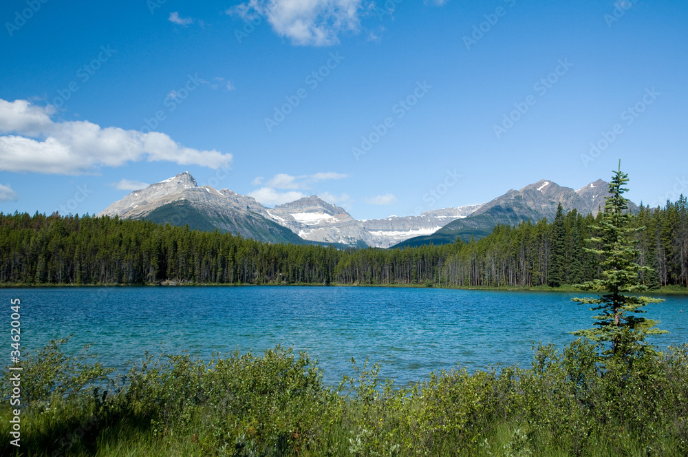 Herbert lake, Canadian rockies