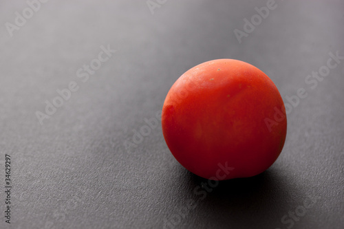 トマト © blanche