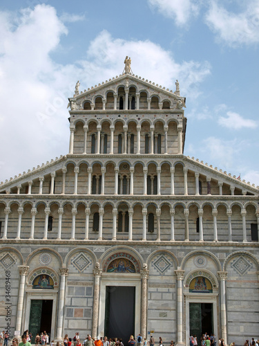 Pisa - Duomo in the Piazza dei Miracoli © wjarek