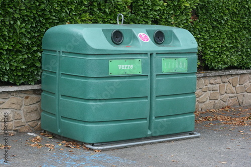 poubelle verte de tri selectif